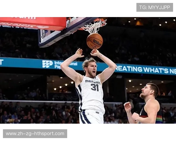 兰代尔外线打开局面，灰熊进攻层次明显提升